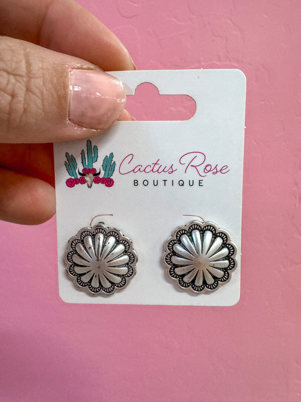 Concho Floral Basic Studs