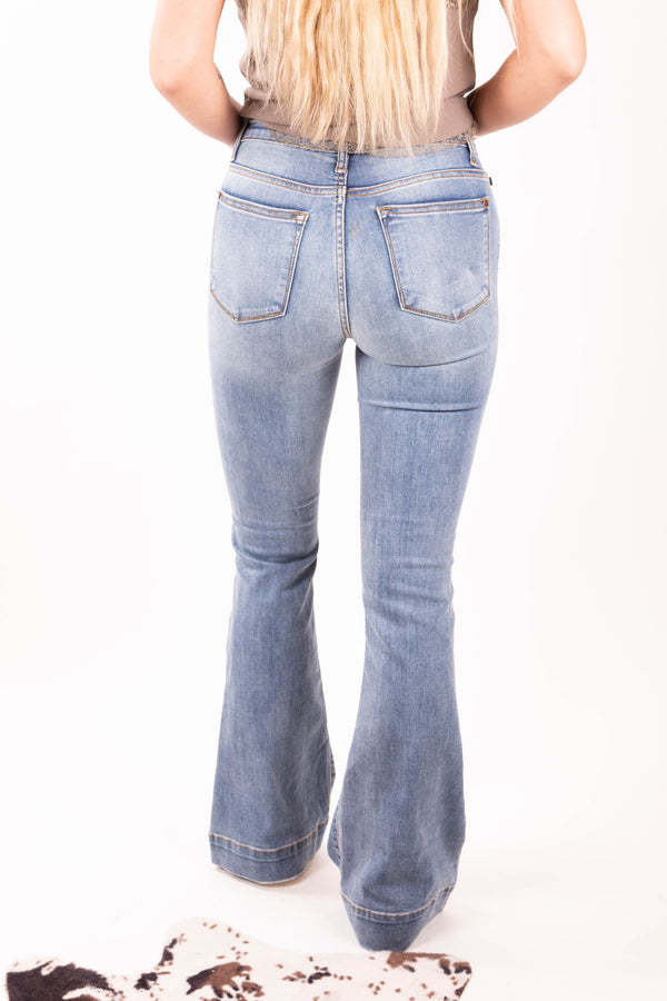 The Light Wash Betty Fitted Trouser Jeans